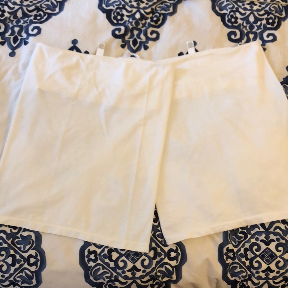 TWO (2) Banana Republic White tube tops stretch M
